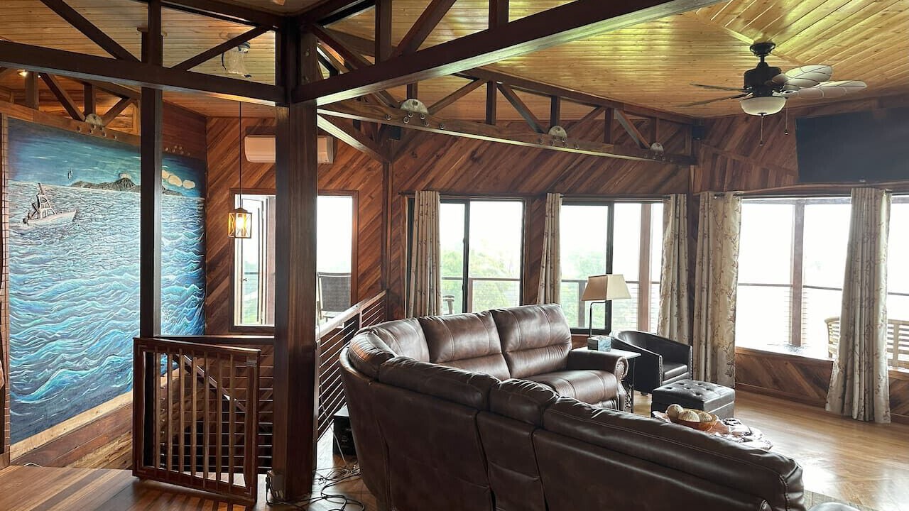 Photo of Livingroom in Paukaa
