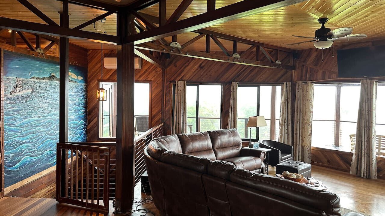 Photo of Livingroom in Paukaa