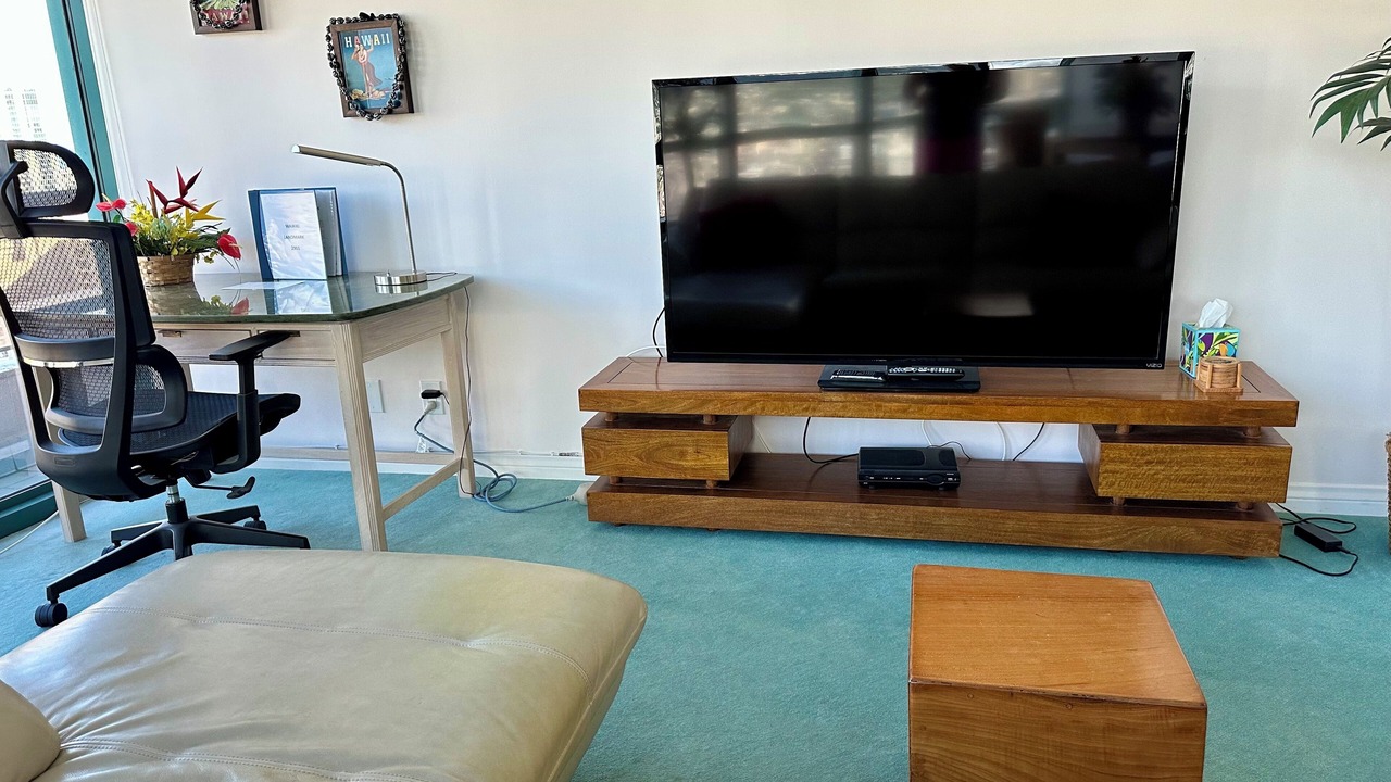 Photo of Livingroom in McCully - Moiliili