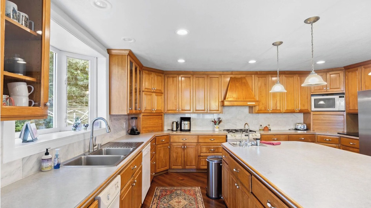 Photo of Kitchen in Ookala