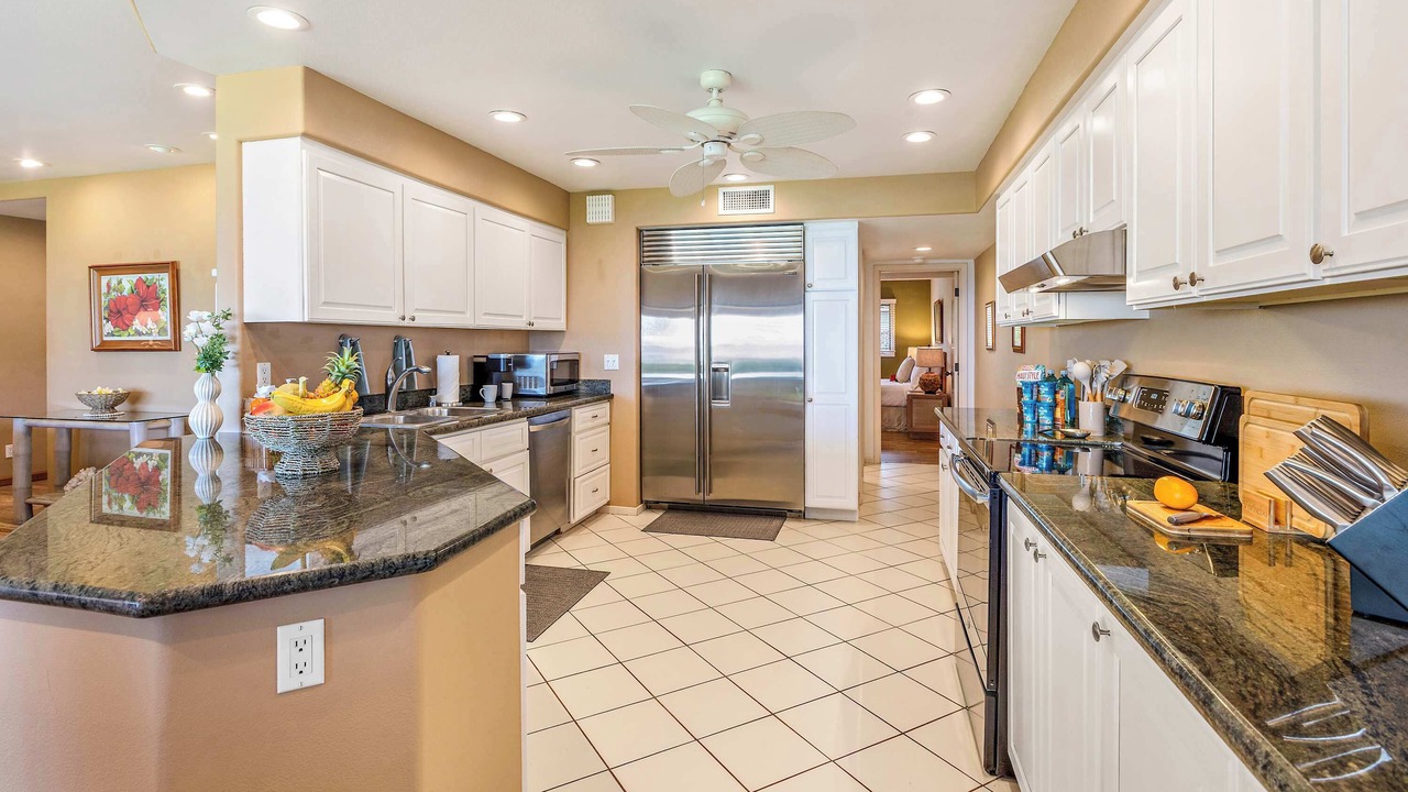 Photo of Kitchen in Historic Lahaina Front Street