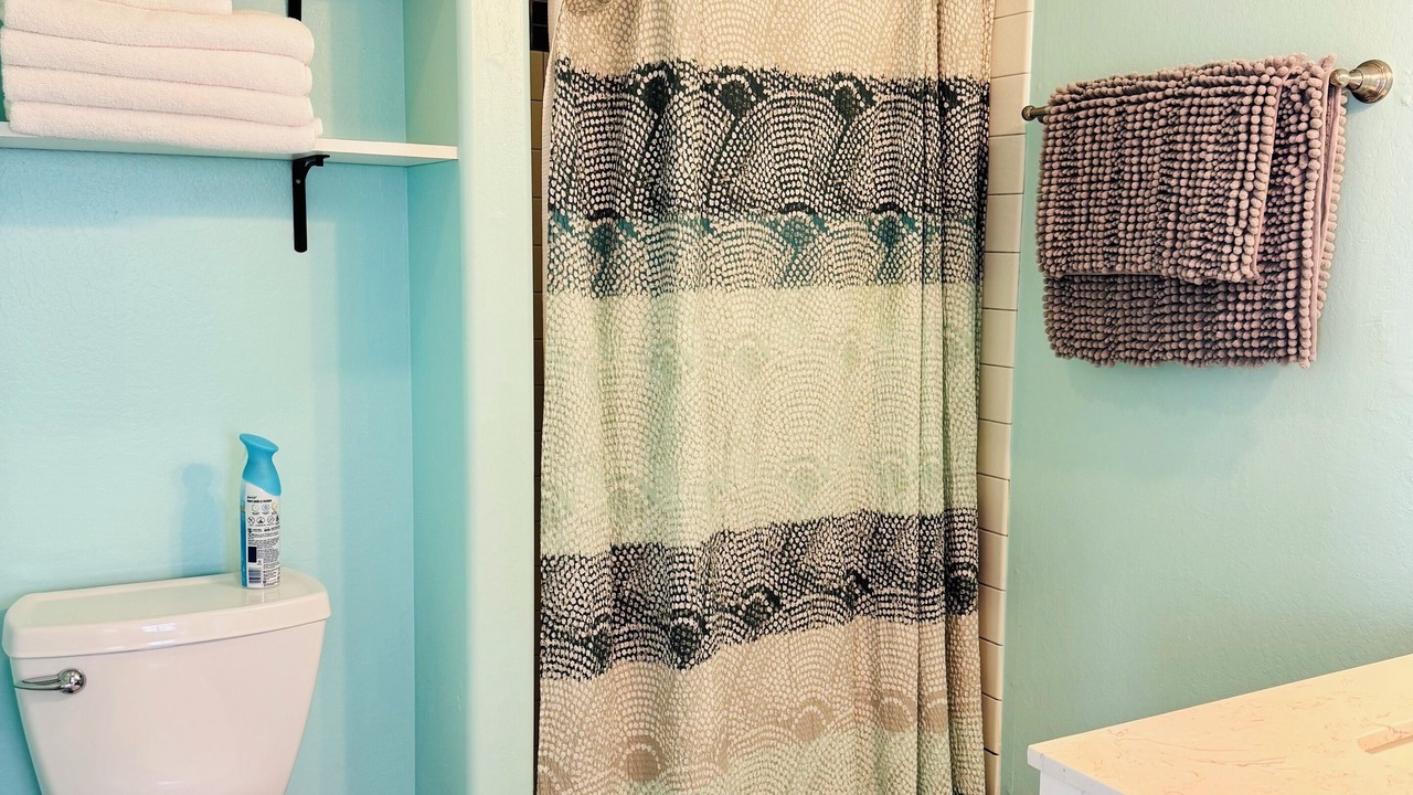 Photo of Bathroom in Kona Palisades
