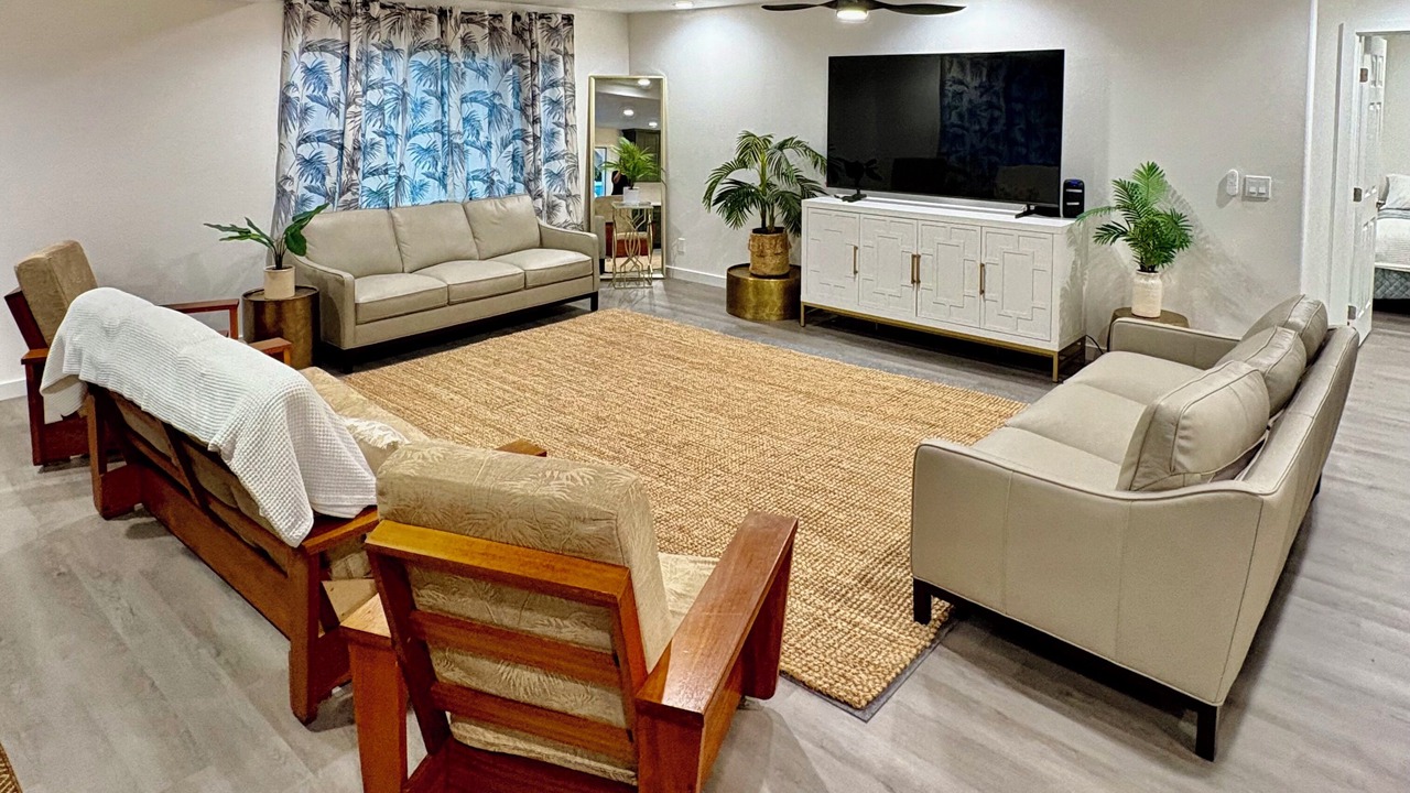 Photo of Livingroom in Laie