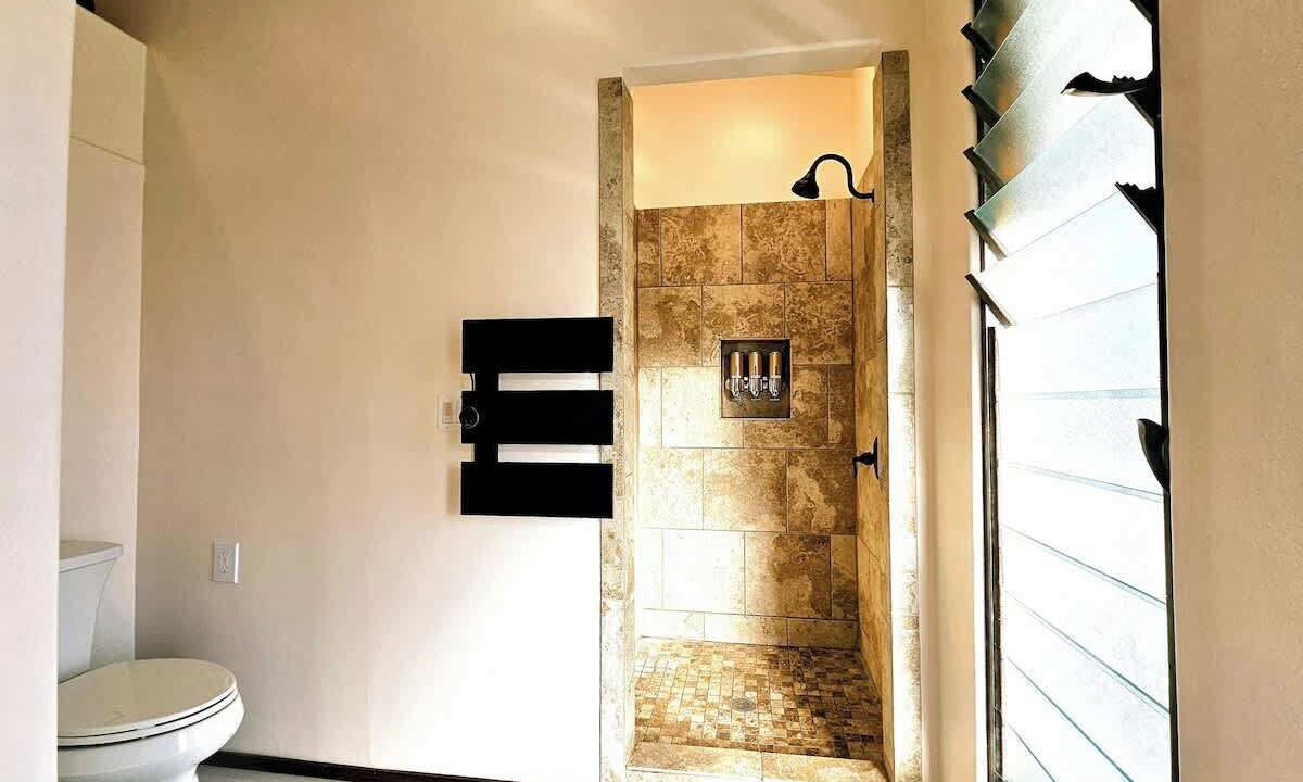 Photo of Bathroom in Kapoho