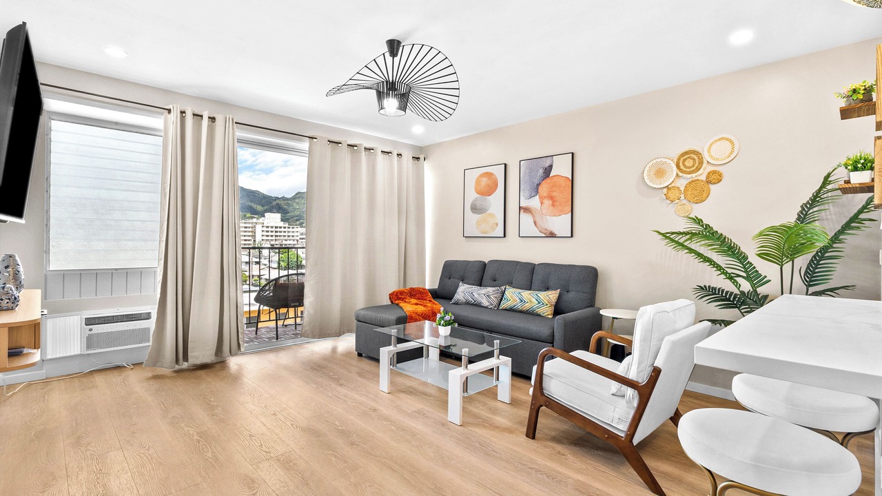 Photo of Livingroom in Ala Moana