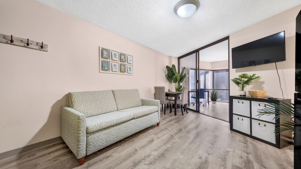 Photo of Livingroom in Downtown Honolulu
