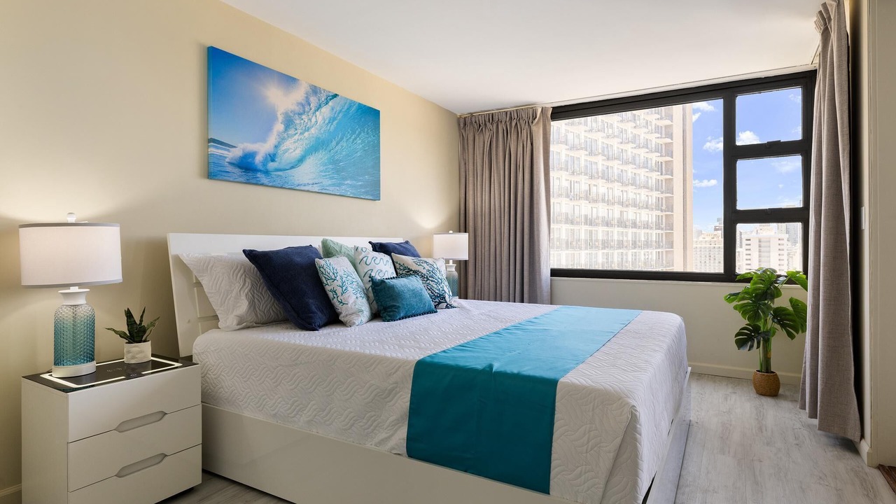 Photo of Bedroom in Waikiki