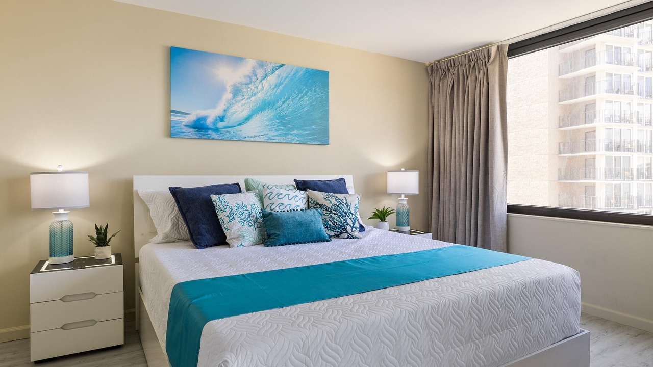 Photo of Bedroom in Waikiki