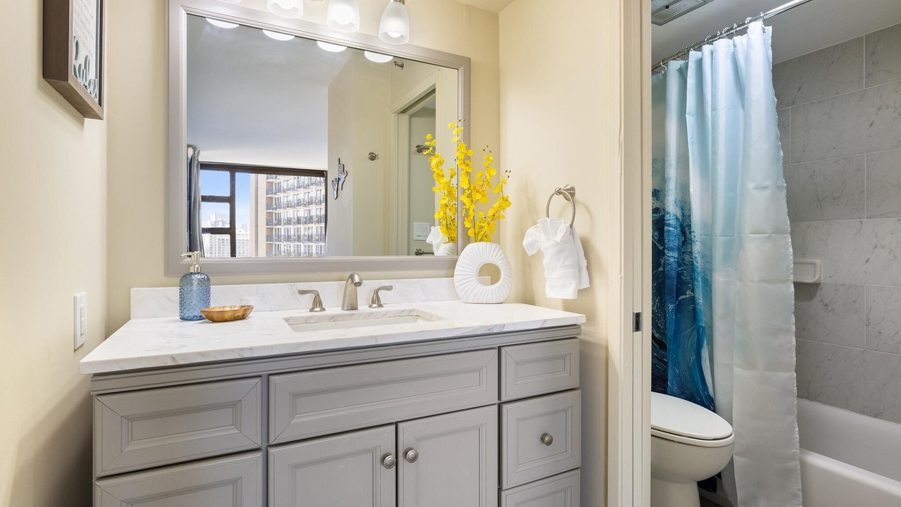 Photo of Bathroom in Waikiki