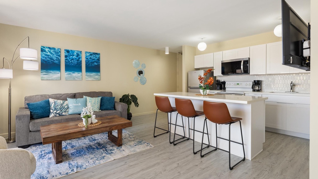 Photo of Livingroom in Waikiki