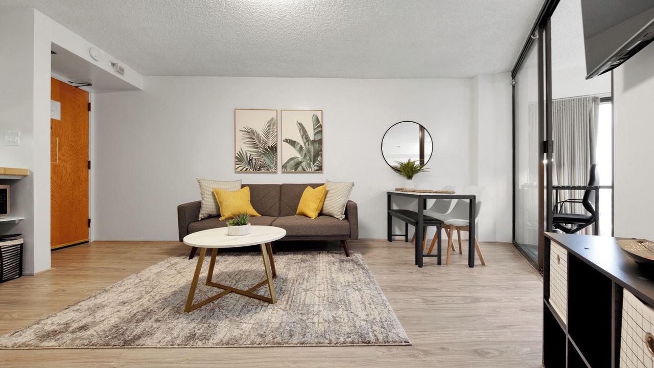 Photo of Livingroom in Downtown Honolulu