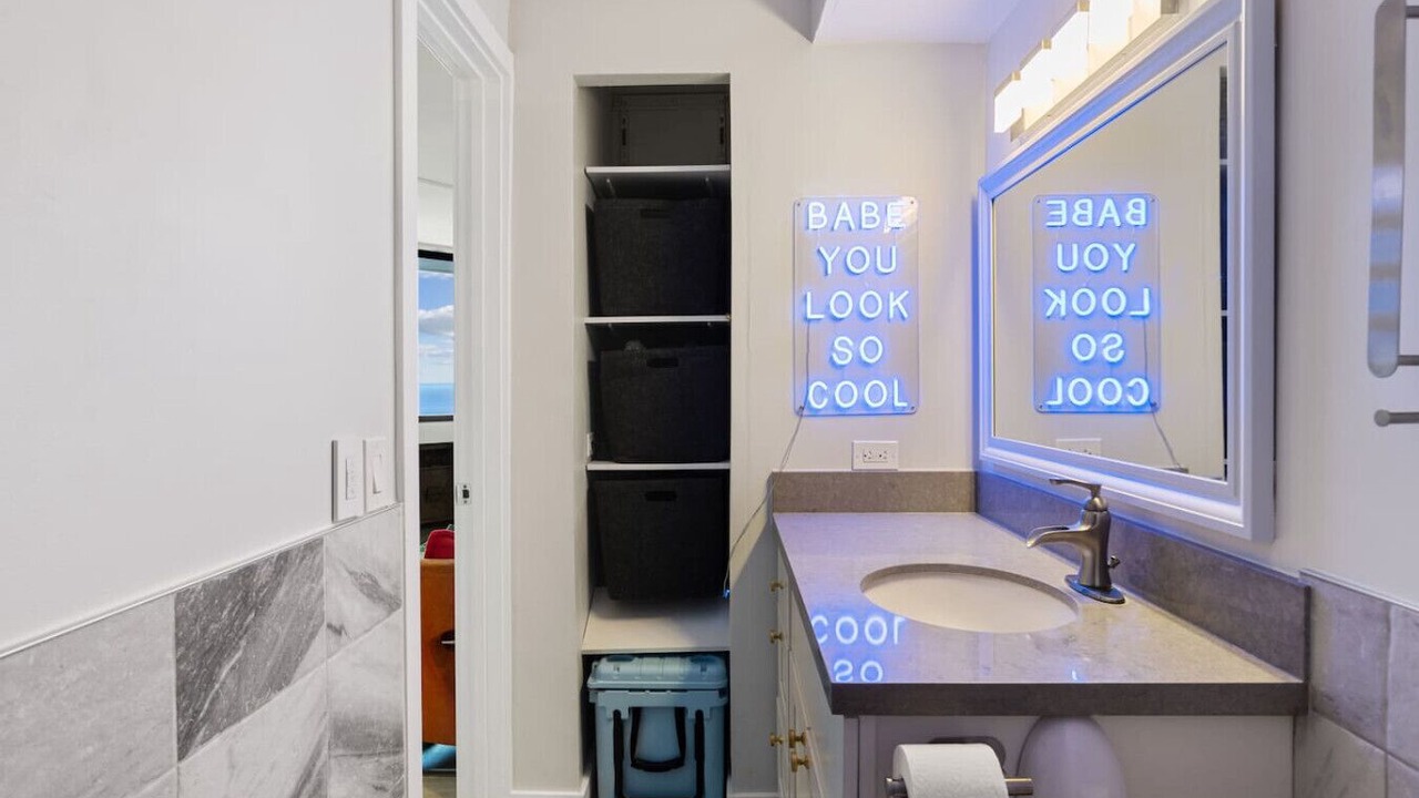 Photo of Bathroom in Waikiki