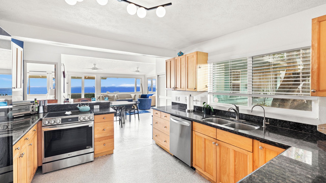 Photo of Kitchen in Waialua