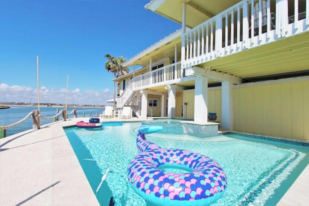 Photo of Outdoor in Key Allegro