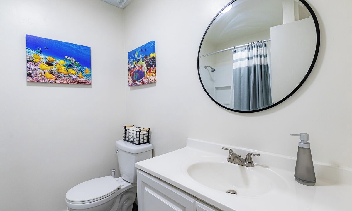 Photo of Bathroom in Hilo