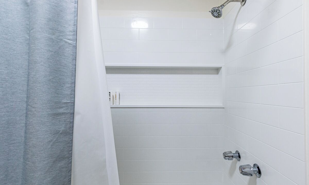 Photo of Bathroom in Hilo