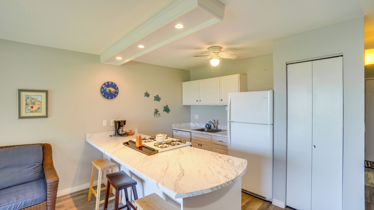 Photo of Kitchen in Kaunakakai