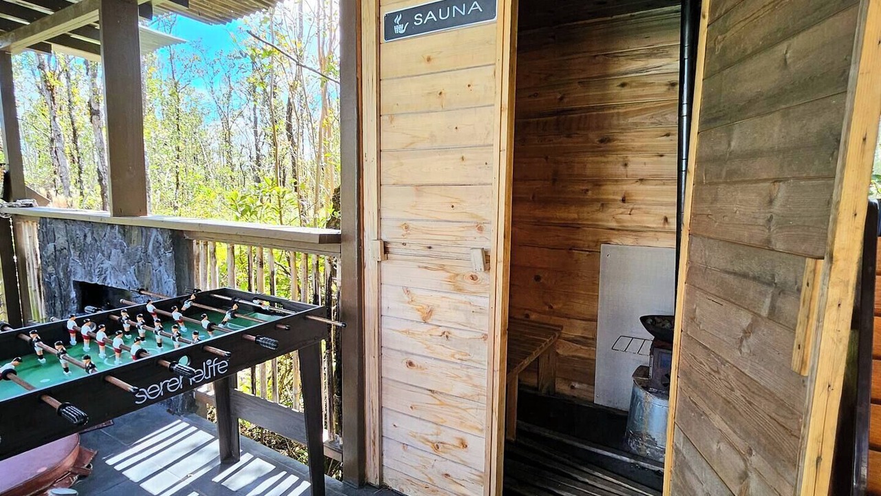 Photo of Patio Balcony in Fern Forest