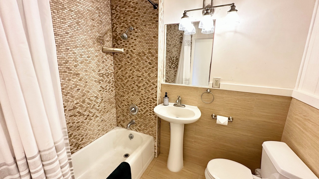 Photo of Bathroom in Ewa Beach