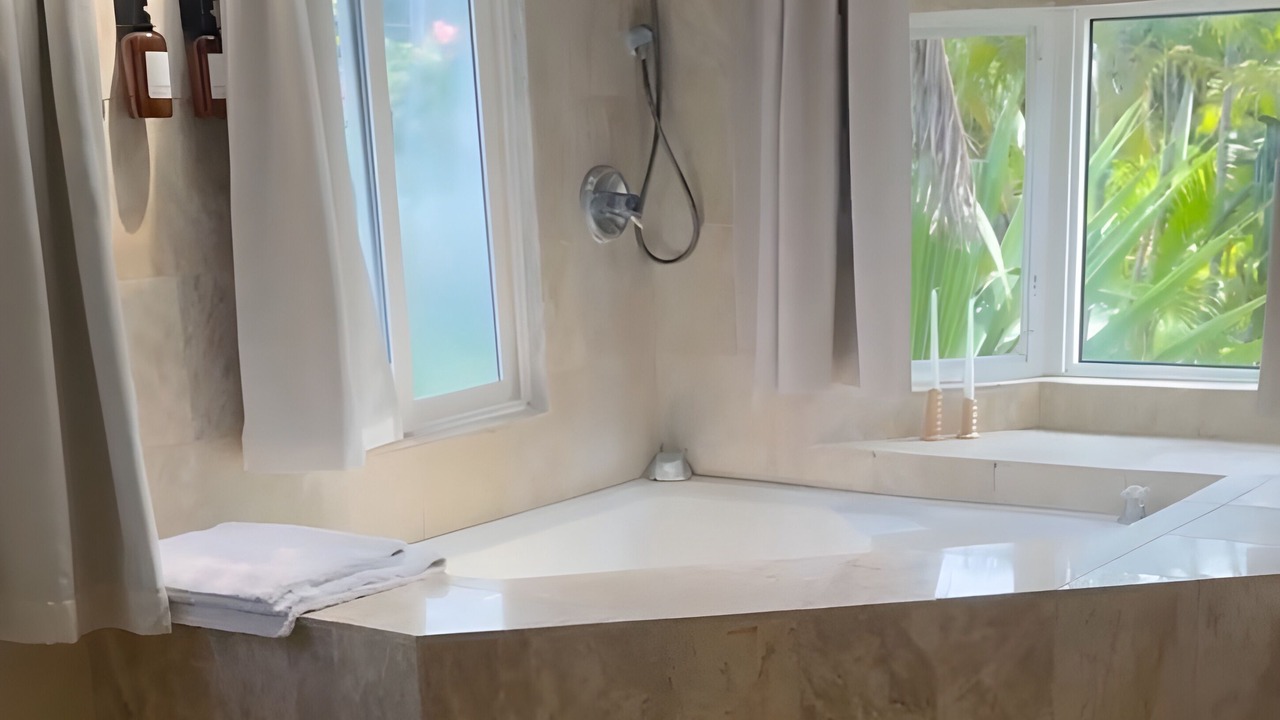 Photo of Bathroom in Lanikai