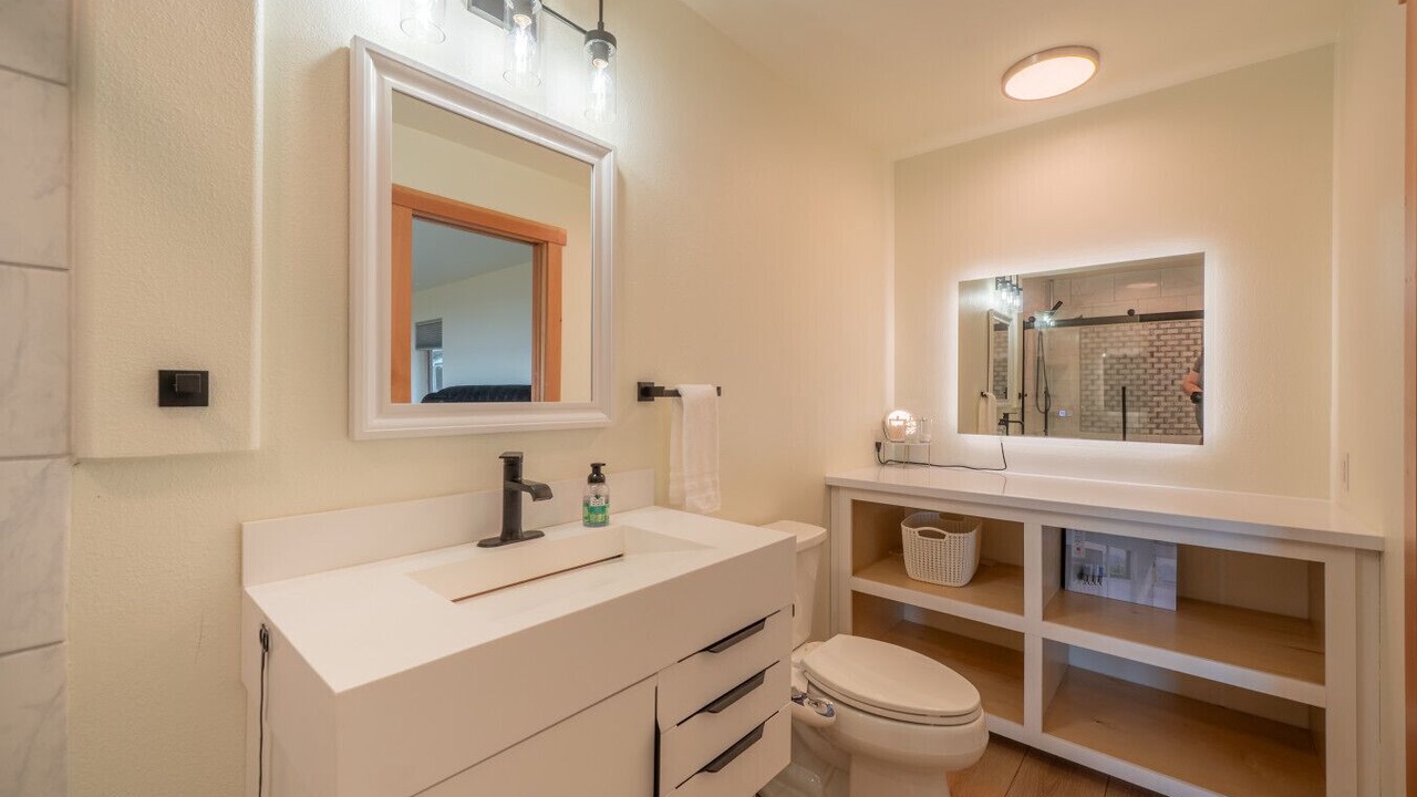 Photo of Bathroom in Homer