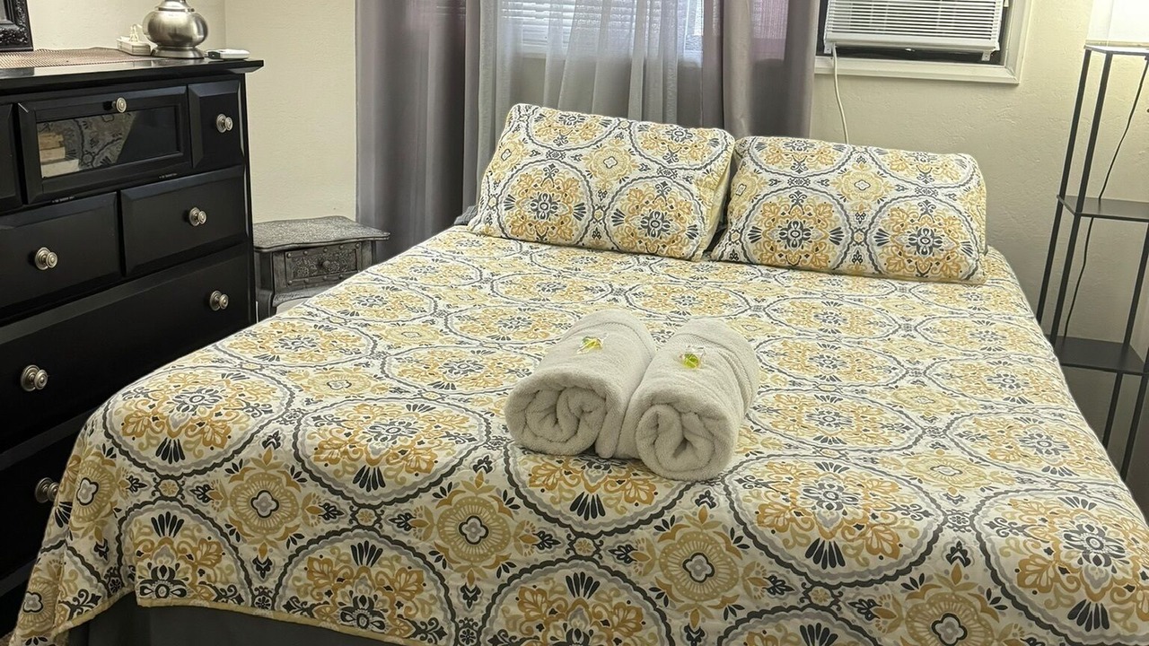 Photo of Bedroom in Kahalu u