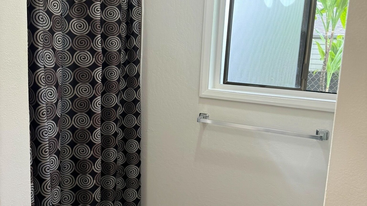 Photo of Bathroom in Kahalu u