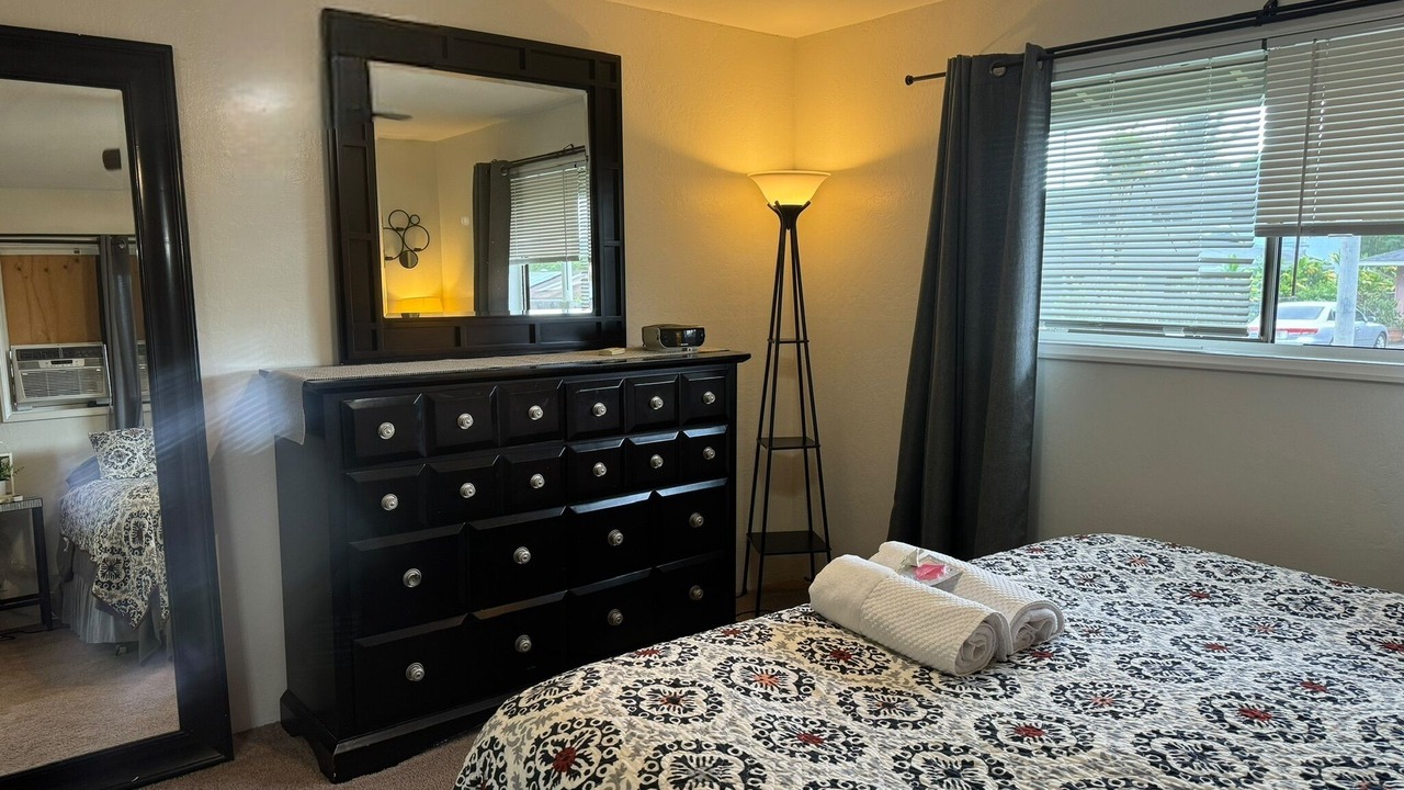 Photo of Bedroom in Kahalu u