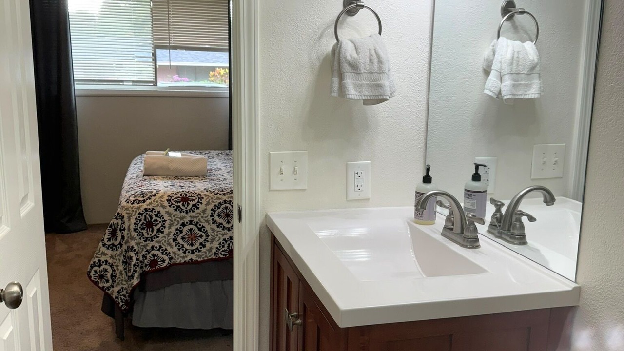 Photo of Bathroom in Kahalu u