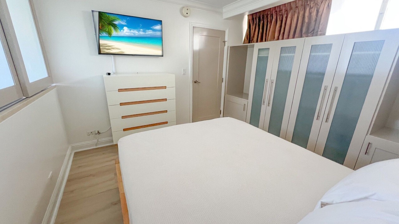 Photo of Bedroom in Waikiki