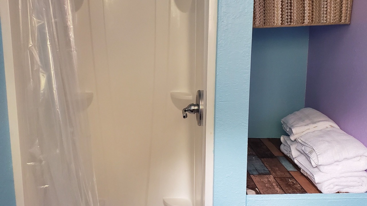 Photo of Bathroom in Wailuku