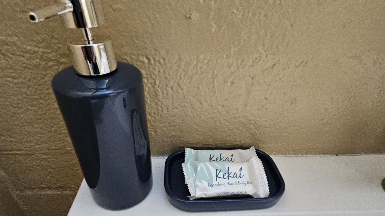 Photo of Bathroom in Keaukaha