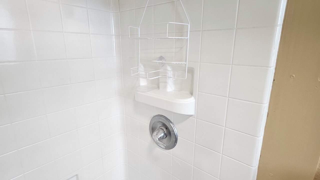 Photo of Bathroom in Keaukaha