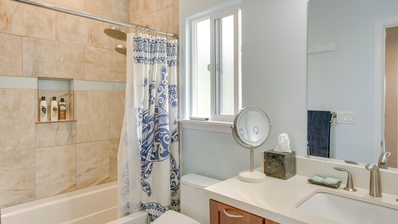 Photo of Bathroom in Papaikou