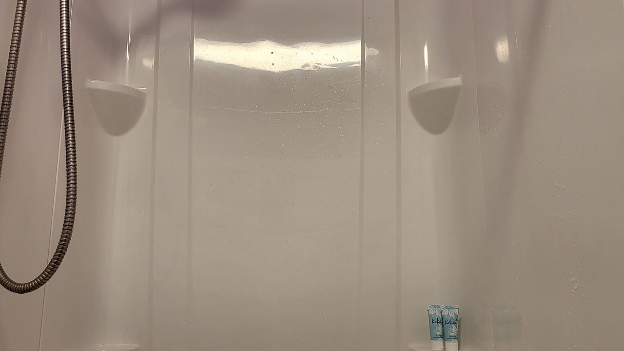 Photo of Bathroom in Wailuku