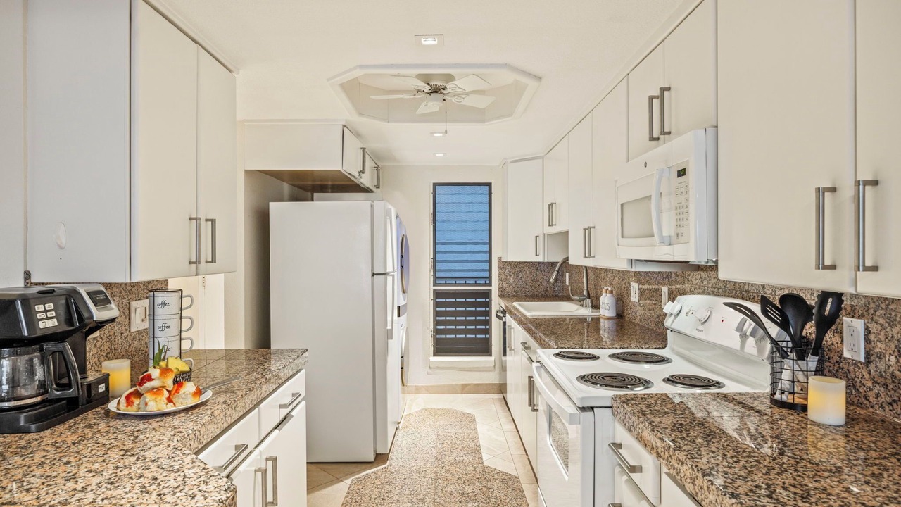 Photo of Kitchen in Maalaea