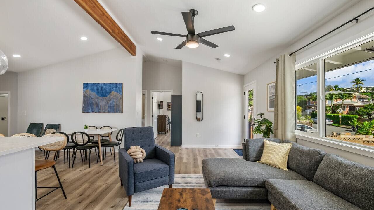 Photo of Livingroom in Mililani