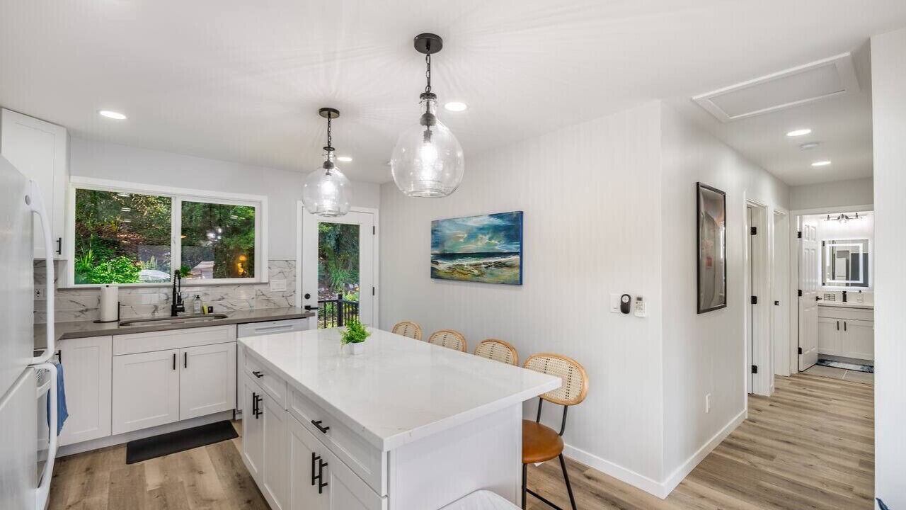 Photo of Kitchen in Mililani