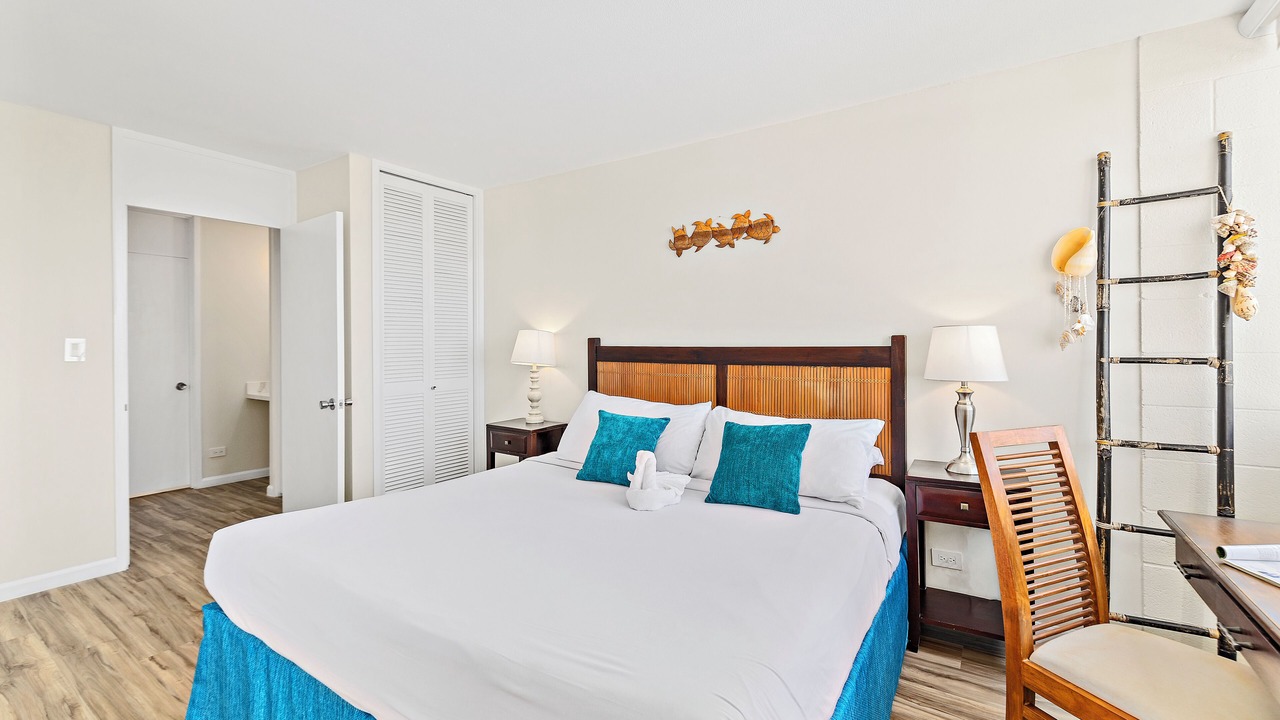 Photo of Bedroom in Waikiki