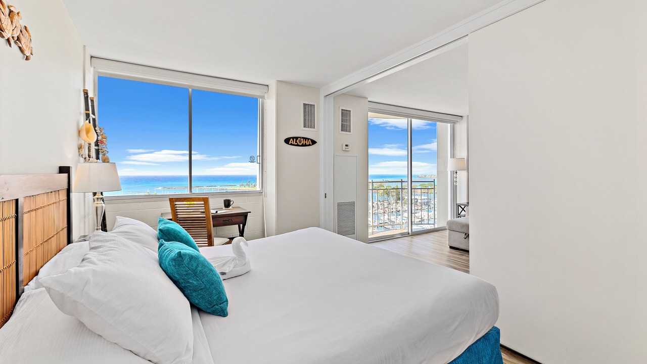 Photo of Bedroom in Waikiki
