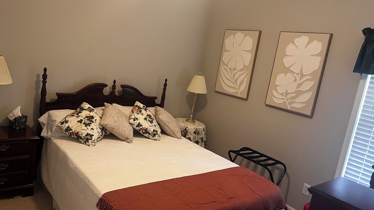 Photo of Bedroom in Mableton