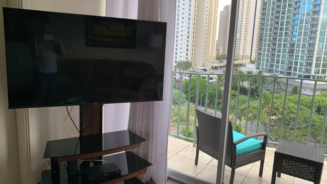 Photo of Livingroom in McCully - Moiliili