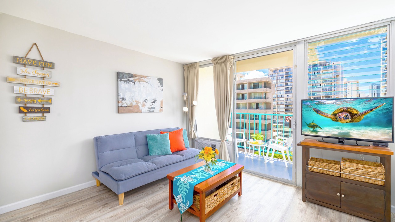 Photo of Livingroom in Waikiki