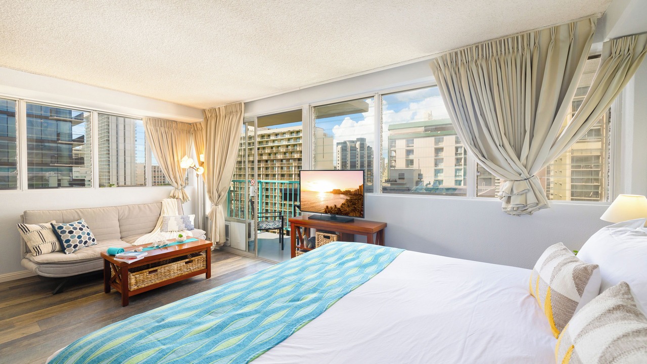 Photo of Bedroom in Waikiki