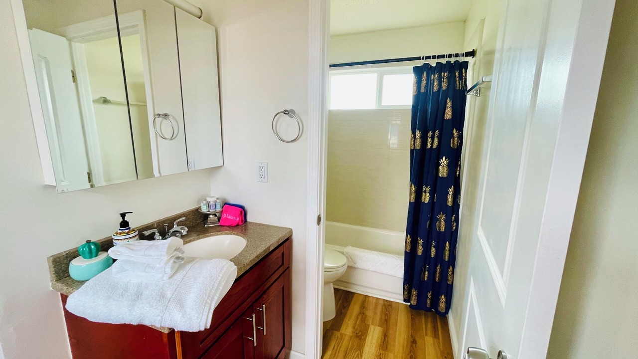Photo of Bathroom in Waianae
