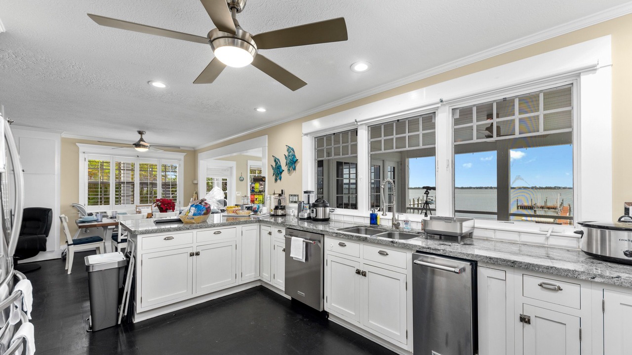 Photo of Kitchen in Stuart