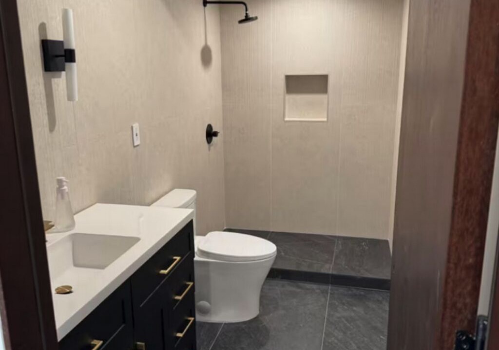 Photo of Bathroom in Kalama Tract