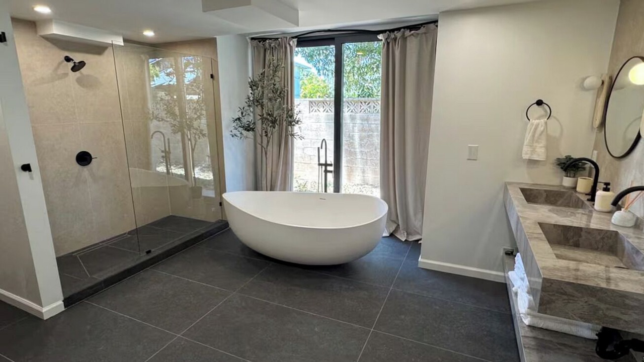 Photo of Bathroom in Kalama Tract