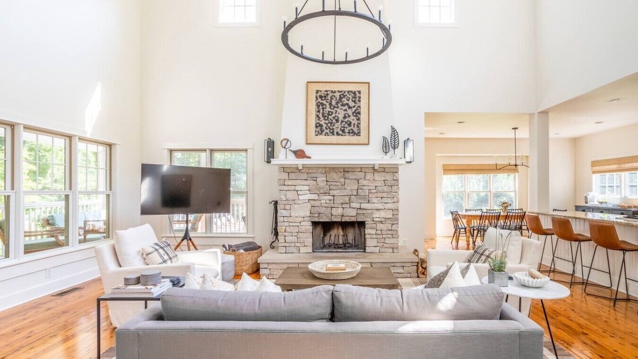 Photo of Livingroom in Lakeside