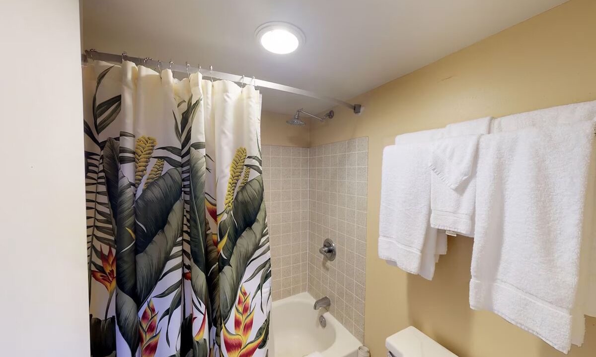 Photo of Bathroom in Kaunakakai